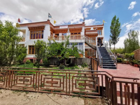 Vamoose Chuszin Homestay